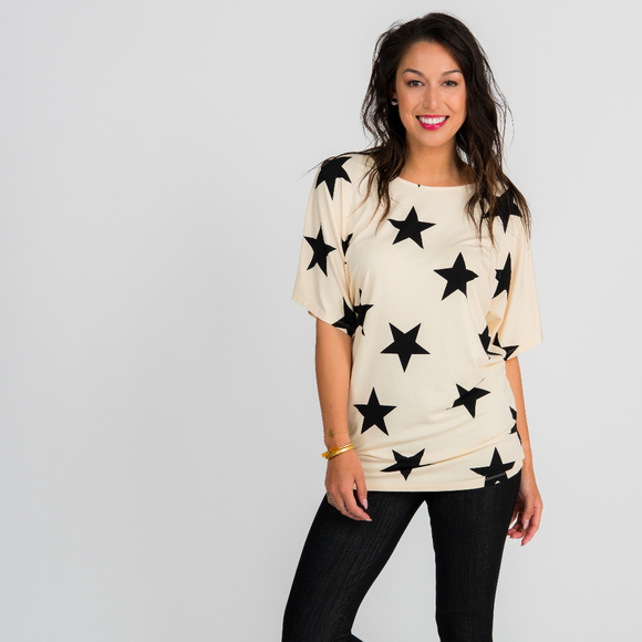 Agnes & Dora Tops - NWT Agnes & Dora Black Star Dolman Tunic